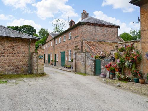 Rudston House | Stable Cottage