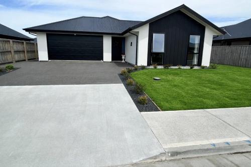 Woodend Villa | Stackwood Lodge - Relaxed stay for all seasons