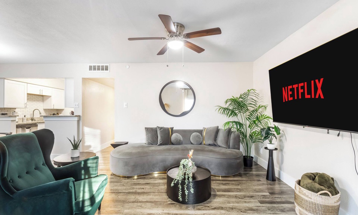 Arlington Apartment | Stadium-View Apt Walk to Texas Live & AT&T Stadium