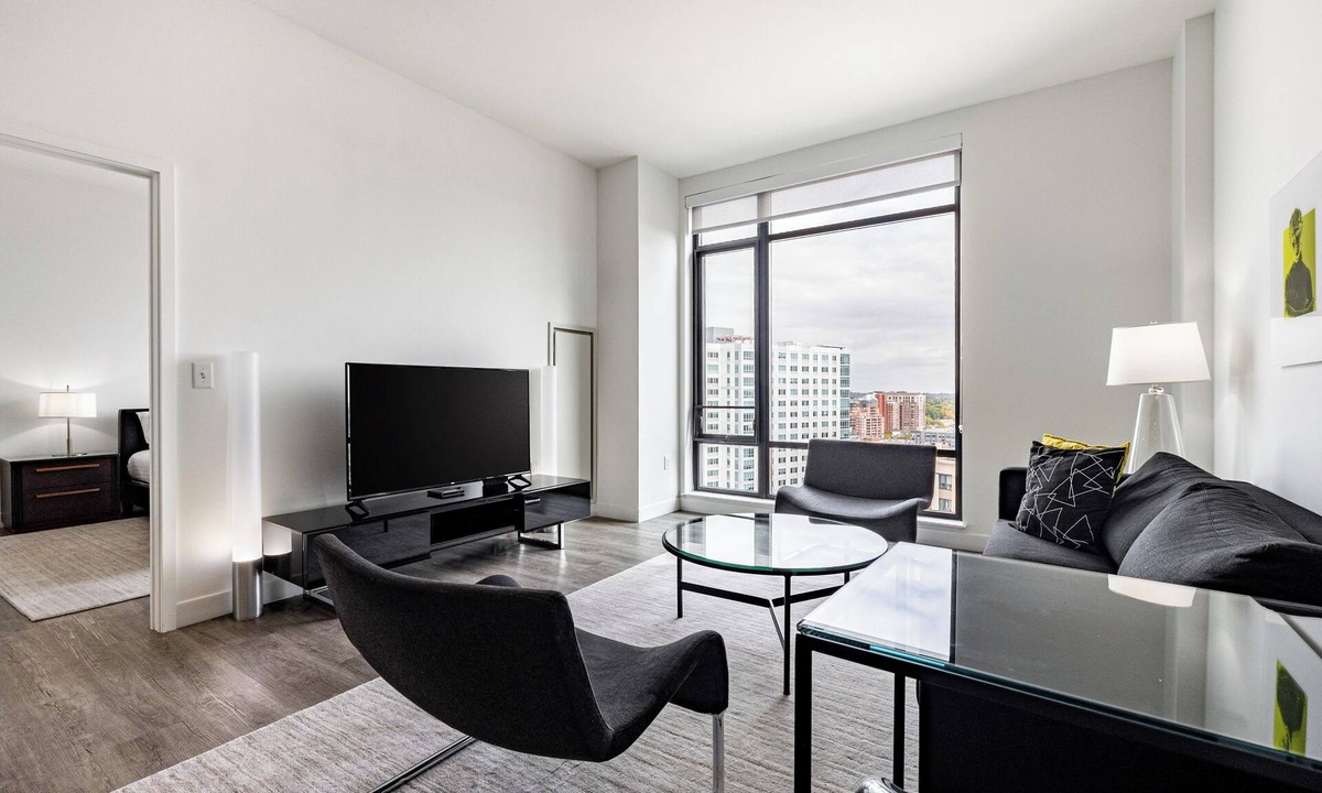 Downtown Apartment | Stamford One Bedroom, Prime Location