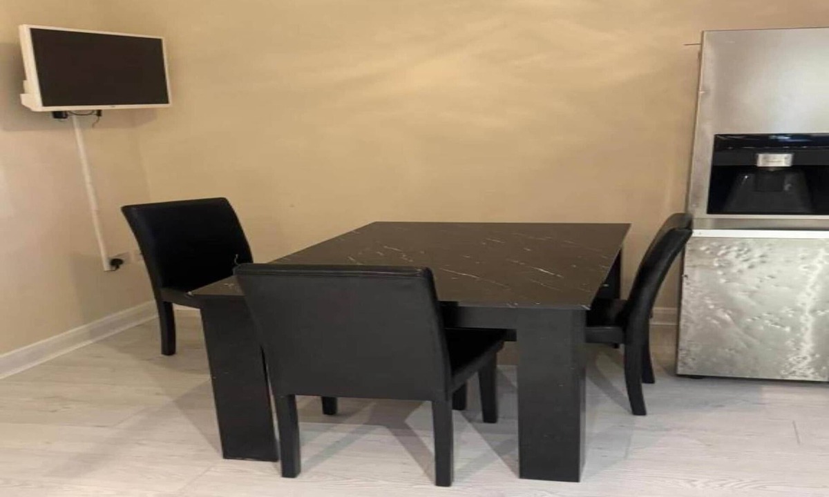 Manchester Apartment | Standard Double King room