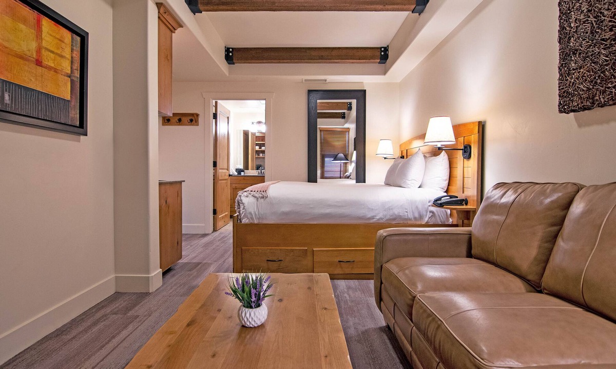 Kimball Junction House | Standard Room