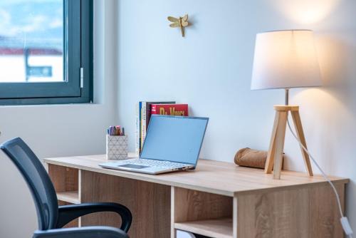 Secteur 1 Apartment | Standing Europole, garage privé, calme, netflix