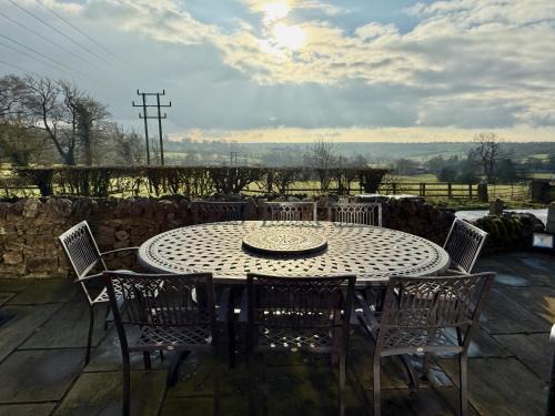 Newton Grange House | Standlow Farm