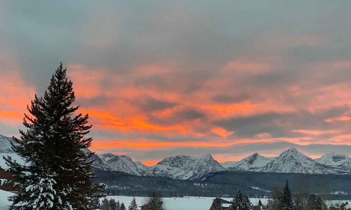 Stanley House | Stanley Cabin