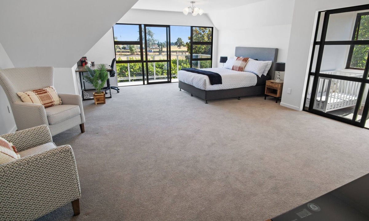 Cambridge House | Stanley on Forrest - Cambridge Holiday Home