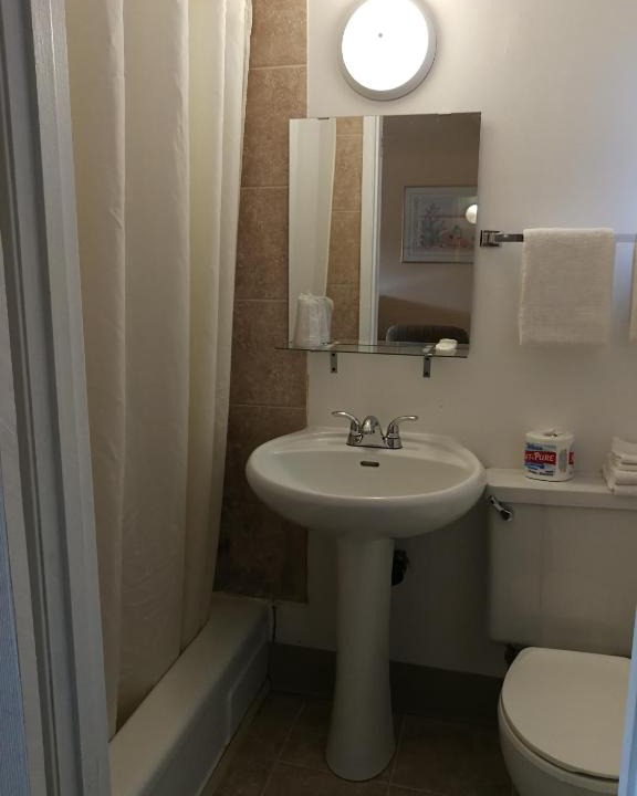 Morden Hotel | Star Motel