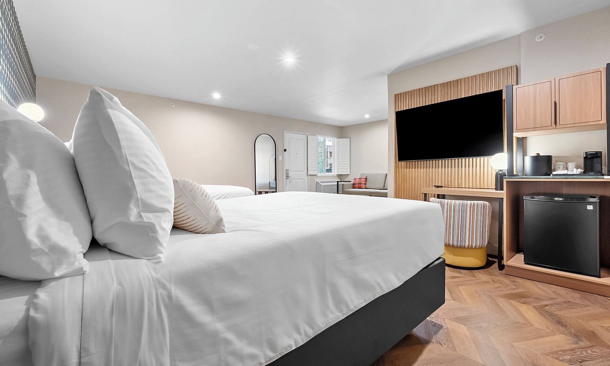 Cow Hollow Hotel | Star Motel