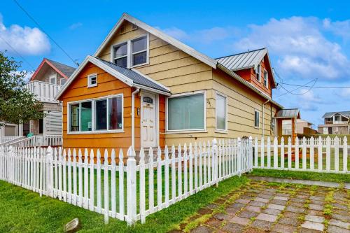 Rockaway Beach House | Starfish 3