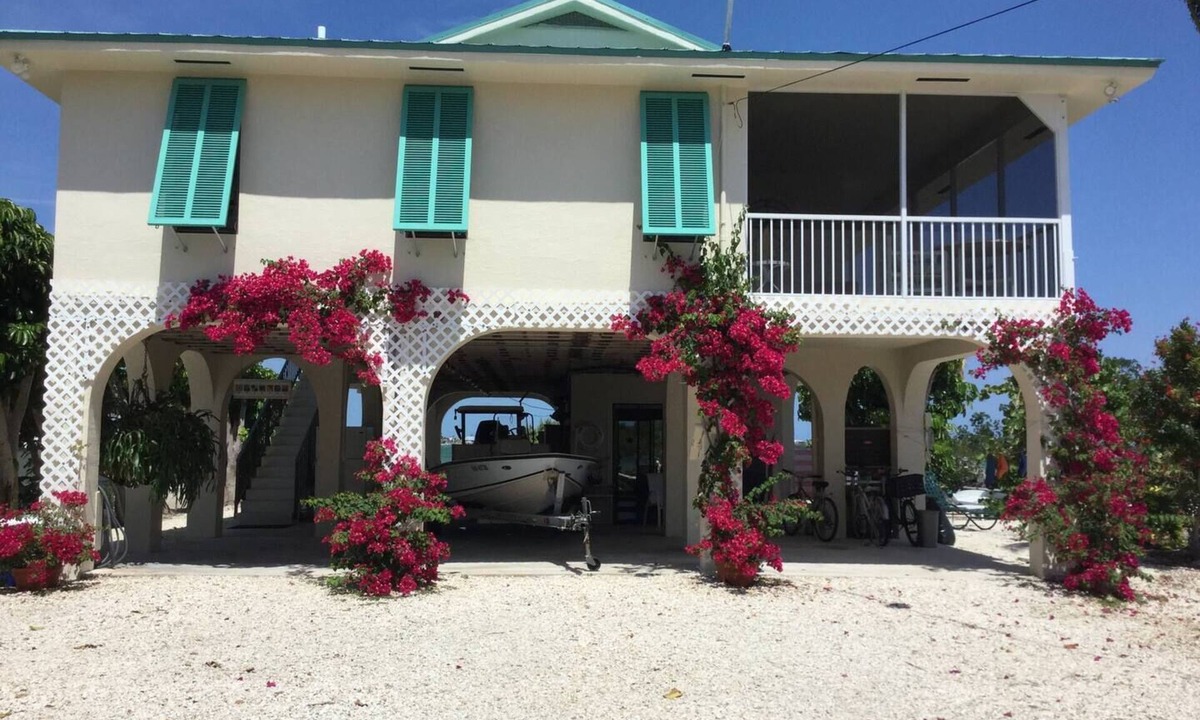 Little Torch Key House | Starfish - Ocean front with dock and pool