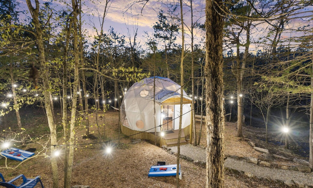 Eagle Rock House | Stargaze. Soak. Unwind. S’mores. Repeat
