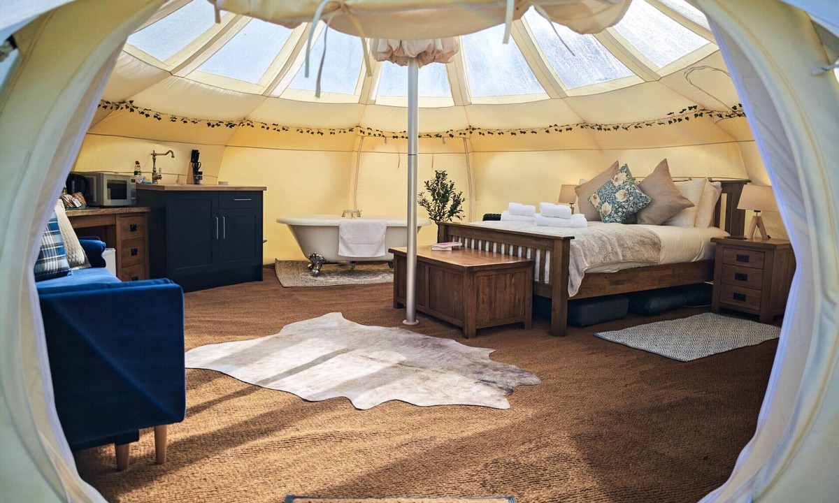 Aldborough RV Rental | Stargazer Glamping (Deer's Glade)