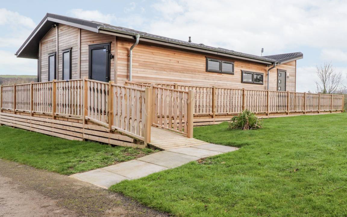 Carnforth Cottage | Stargazer Lodge