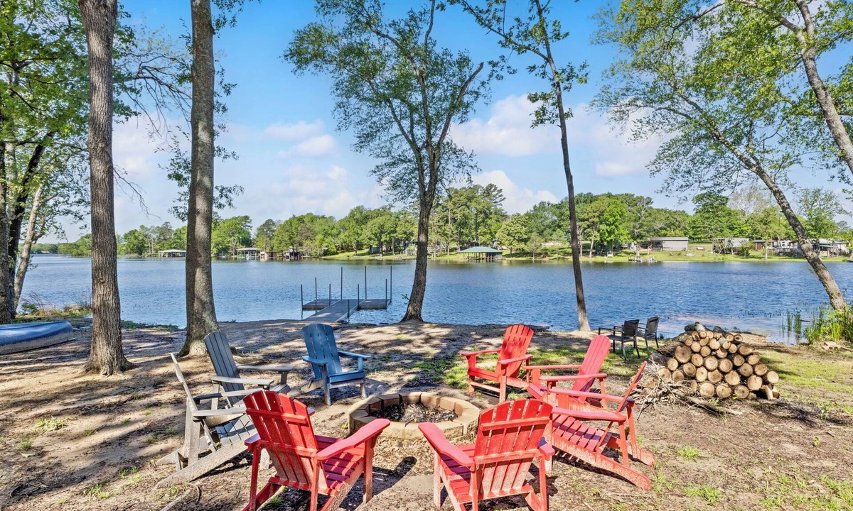 Mineola House | Stargazer Waterfront Luxe Retreat ✨Sand Beach 🎣Awesome Fishing🔥Campfires🛶Kayaks