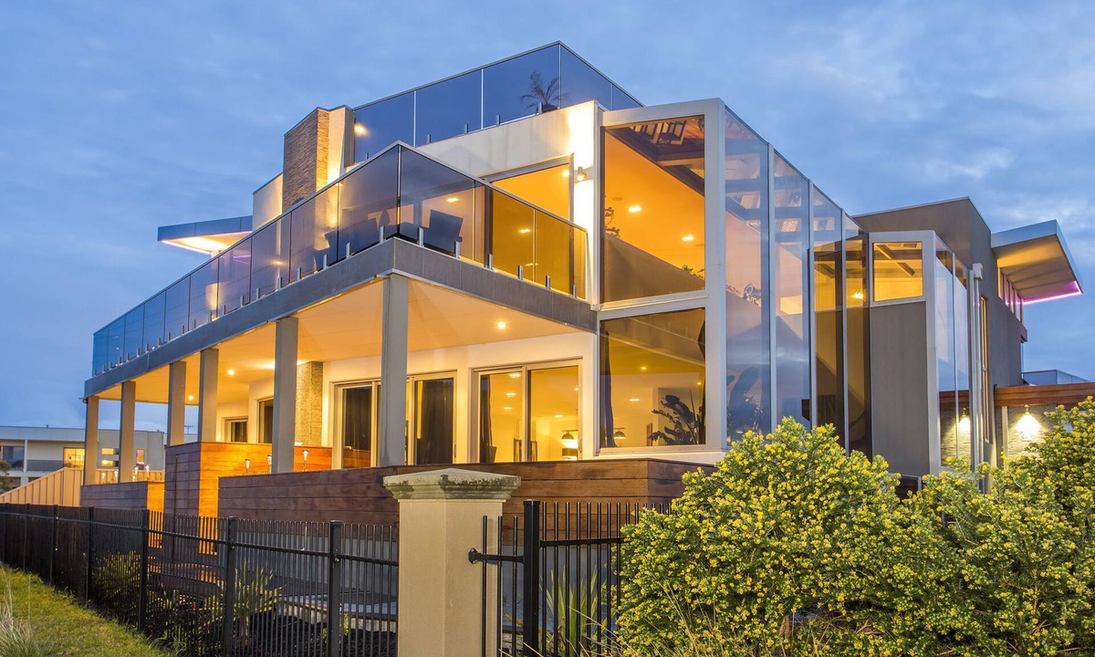 Indented Head Hotel | Starhaven Retreat