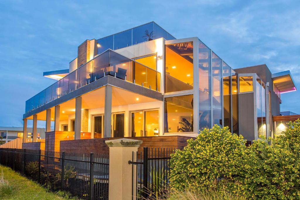 Indented Head Bed & Breakfast | Starhaven Retreat