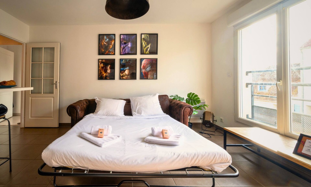 Montevrain Apartment | Stark Tower Loft – À 13 min de Disneyland