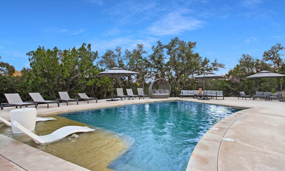 Canyon Lake Cabin | Starlight Horizon 4 Cabins (3 Bed Each) Pool, Firepits, Sleeps up to 32