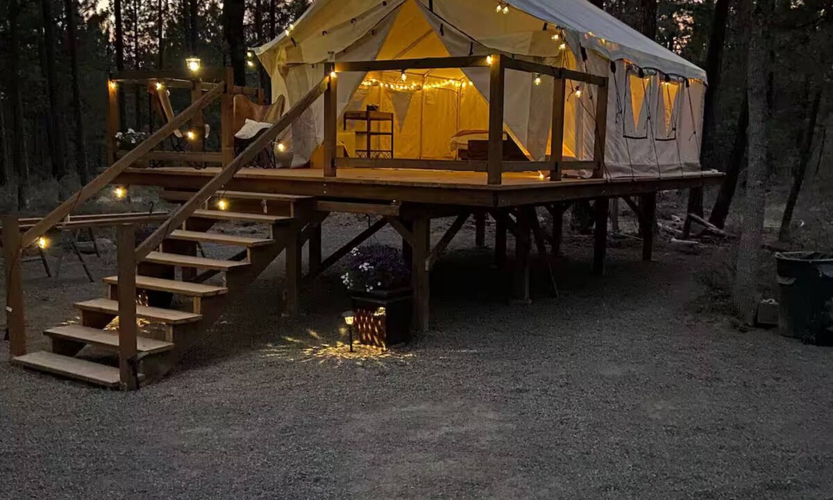 Goldendale RV Rental | “Starlit Hideaway” King Bed/private site