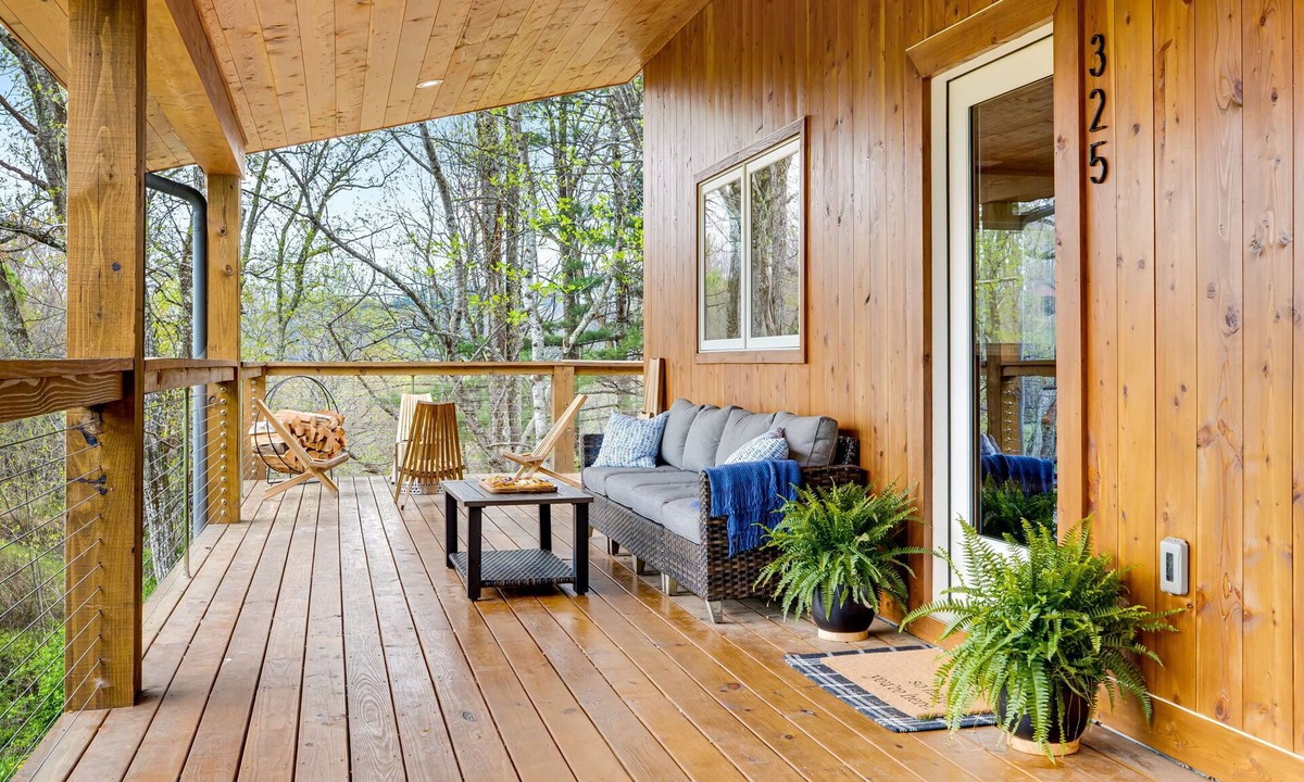 Elk Park Cabin | Starlit Retreat - Peaceful Cabin Near Beech Mountain