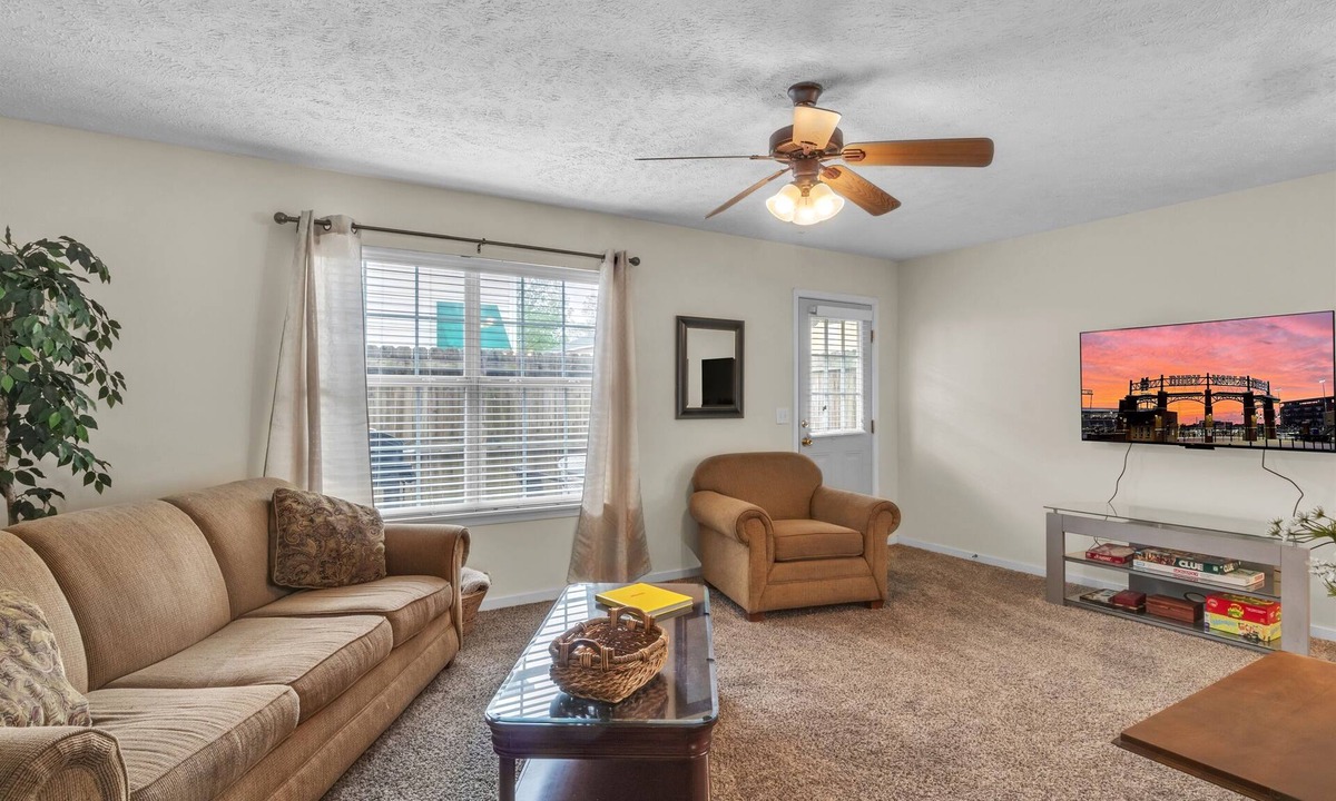 Starkville Apartment | Starr Living, MSU and Oby's, Quiet 3BR Townhome