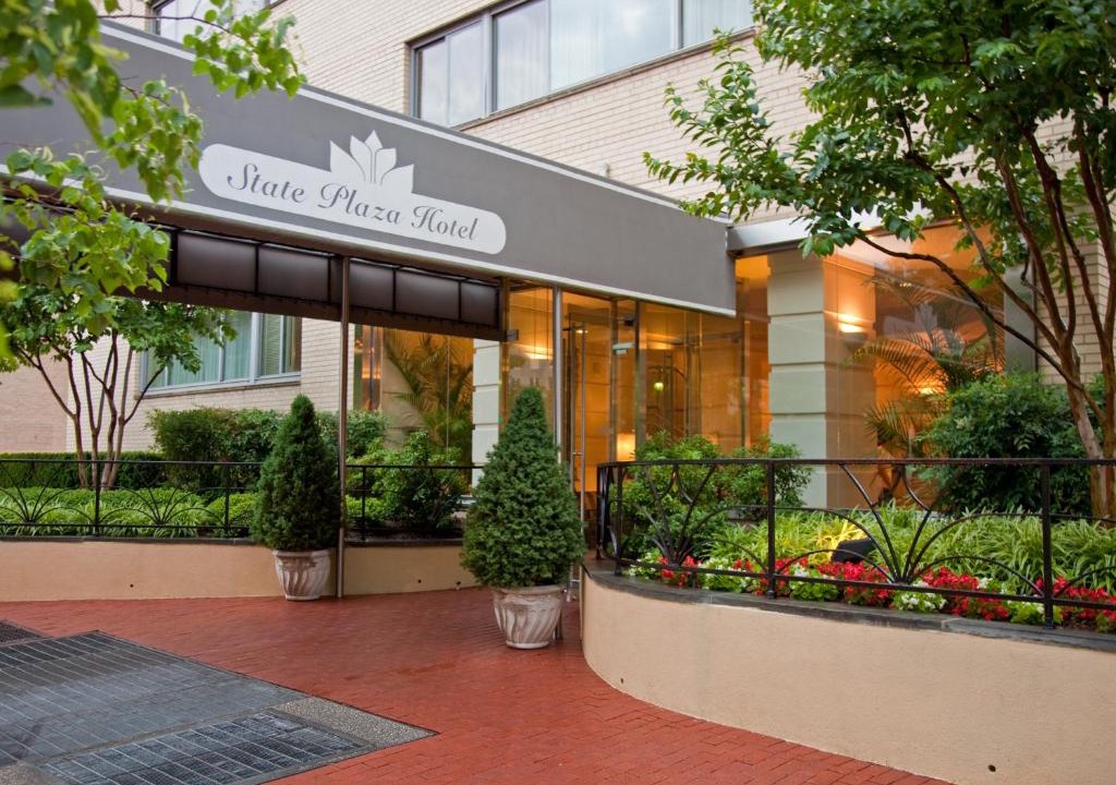 Foggy Bottom Hotel | State Plaza Hotel