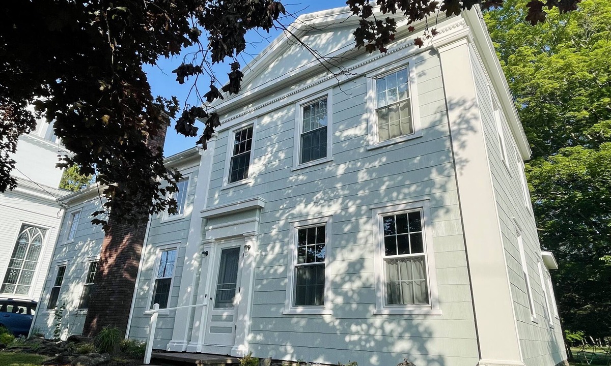 Franklin House | Stately Cozy Catskills Village Home - ENTIRE HOUSE