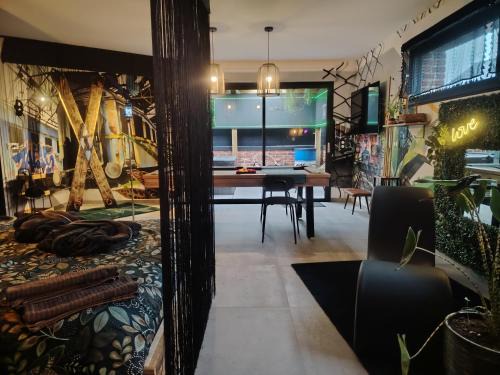 La Gorgue Bed & Breakfast | Station des Plaisirs LOVEROOM