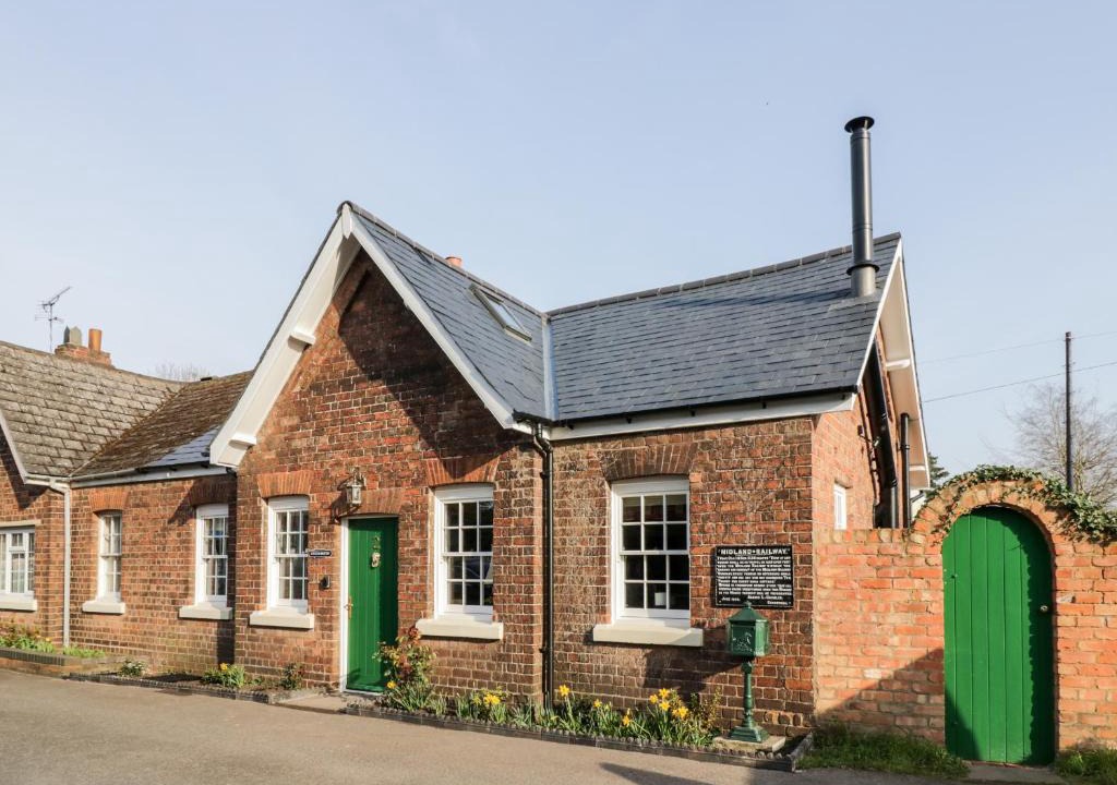 Blakedown House | Station Masters Cottage