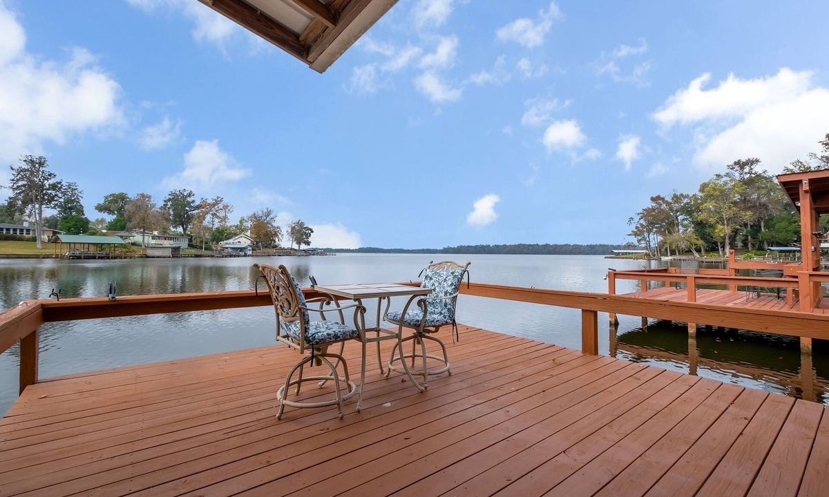 Telogia House | Stay at beautiful Eagle Sunset!