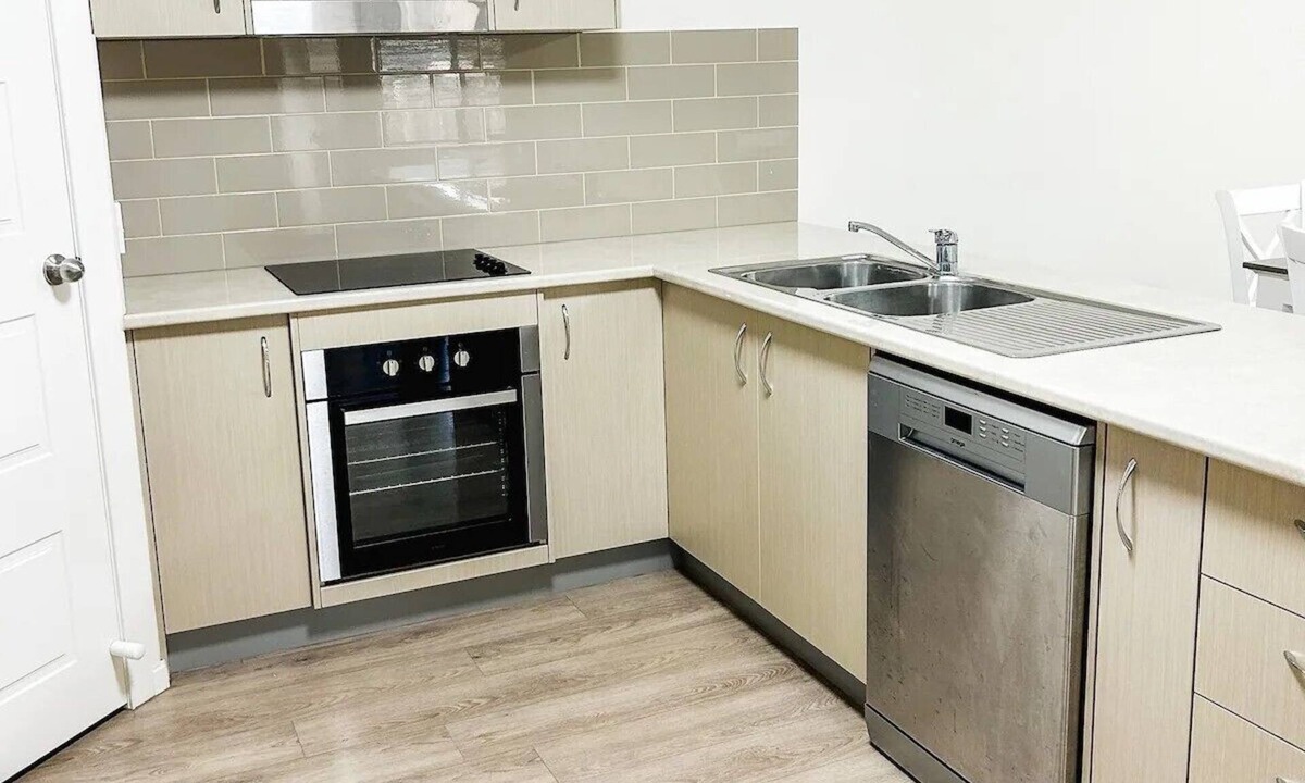 Waterford West House | Stay at Mandi’s