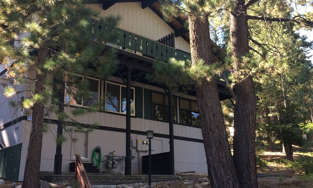 Incline Village Ski Chalet | Stay at Tahoe for 29 days or longer for $110 per night