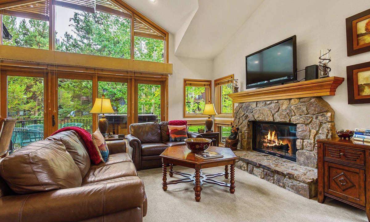 Historic District House | Stay Close to Downtown Breck, Great Amenities, Private Garage!