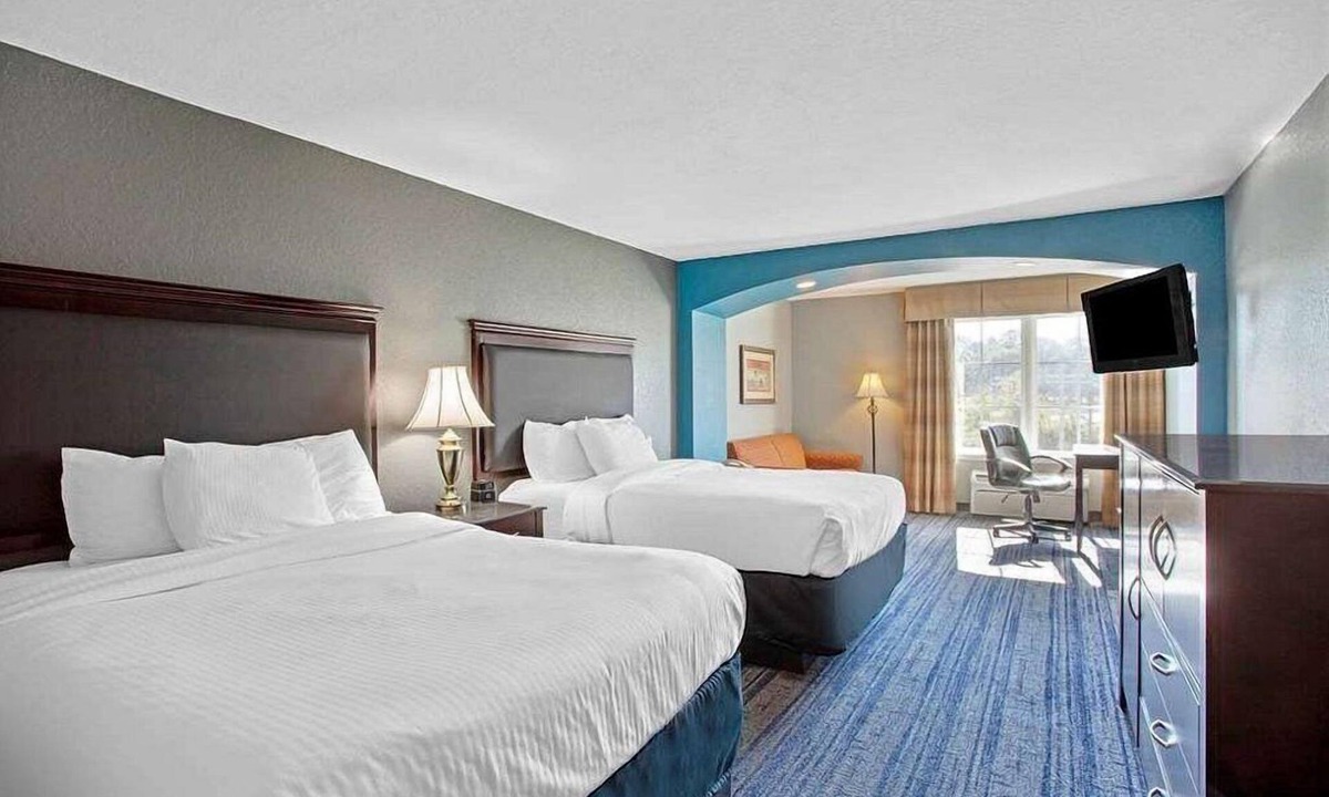 Tillmans Corner Hotel | Stay Express Inn & Suites - Mobile AL