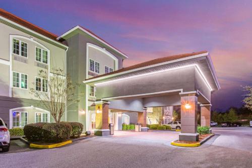 Tillmans Corner Hotel | Stay Express Inn & Suites - Mobile, Al