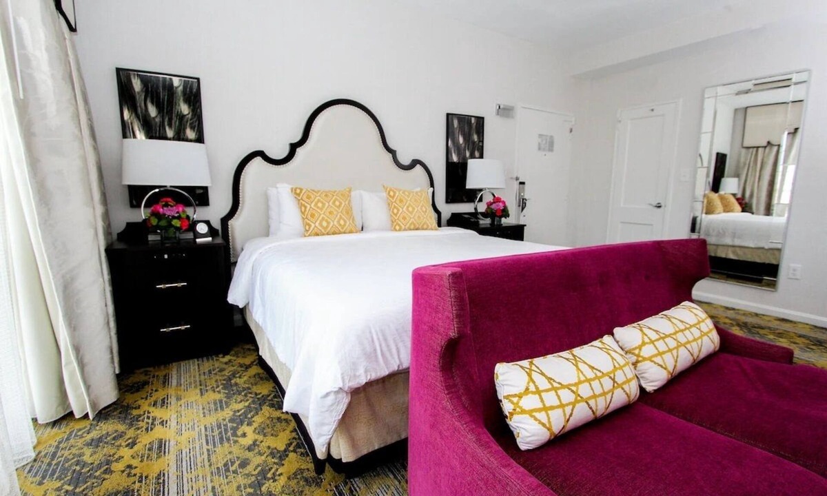 Kalorama Heights Hotel | Stay in Our Hotel with Stunning Views & Original Fireplaces, Near Museums