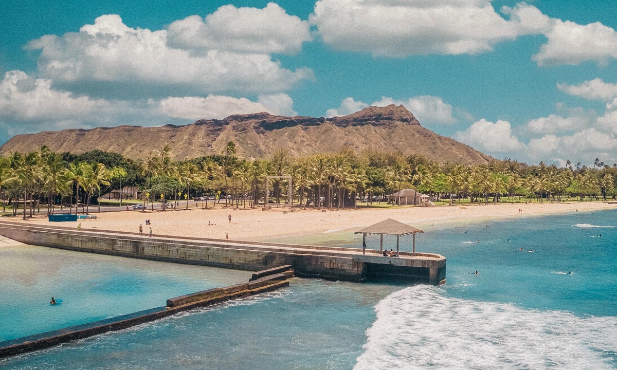 Sumner House | Stay in Portland at a great rate !