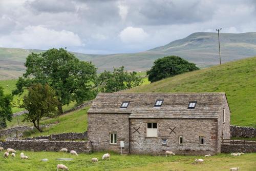 Kirkby Stephen House | Stay Lambing Live