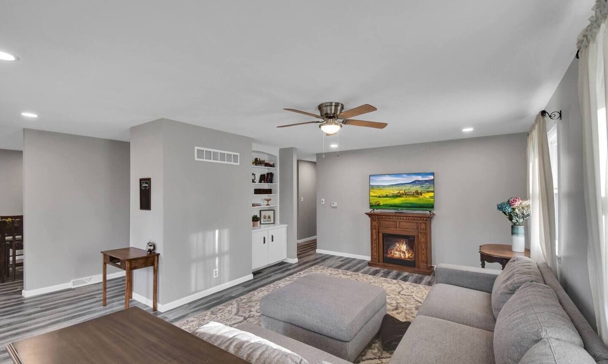 Champaign House | Stay Local STR: Miss Van’s House