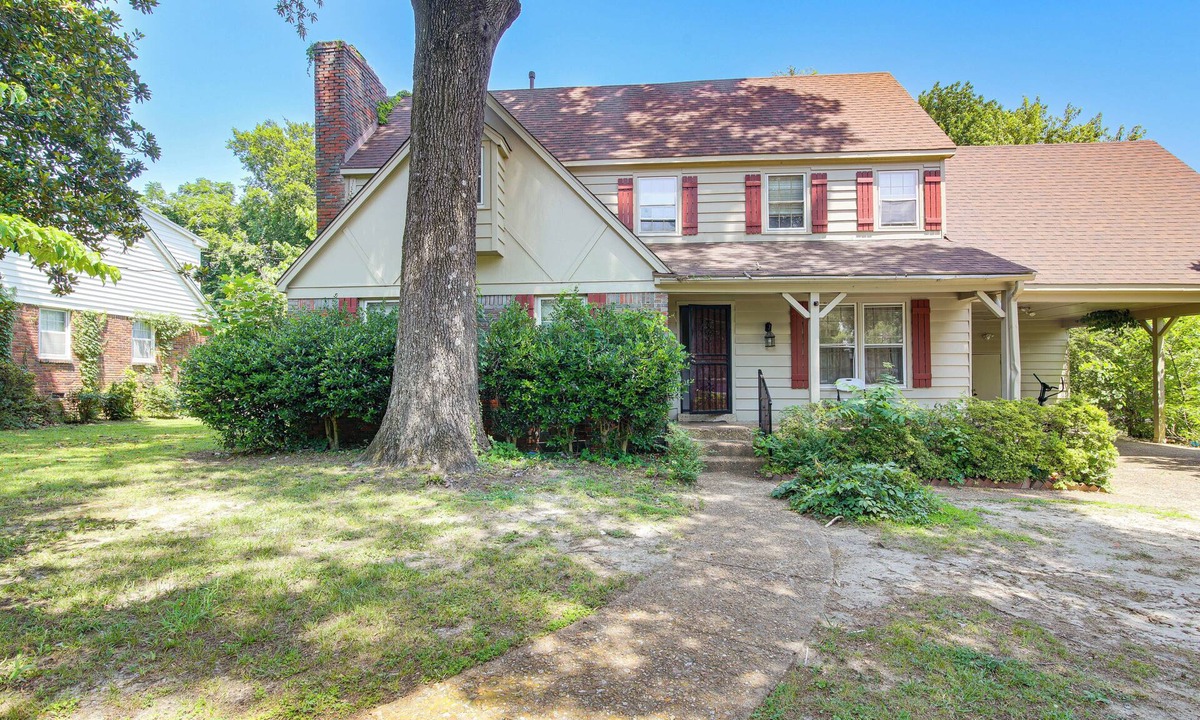 Ellendale House | Stay & Play in Memphis: Family Home w/Yard!