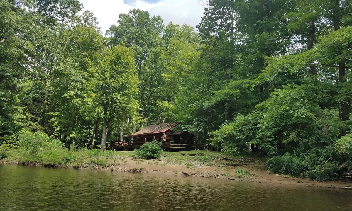 Elkins Cabin | Stay WATERFRONT. Stay CHEAT RIVER LODGE