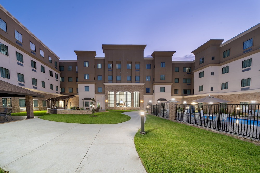Baytown Hotel | Staybridge Suites Houston East - Baytown, an Ihg Hotel