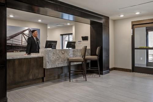 Overland Park Hotel | Staybridge Suites - Overland Park - Kansas City S by IHG