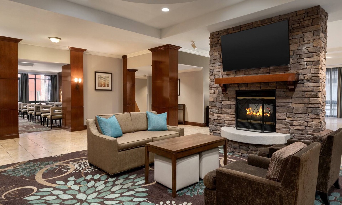 St. Paul Square Hotel | Staybridge Suites San Antonio Downtown Conv Ctr by IHG