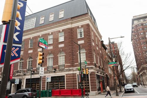 Gayborhood Hotel | StayCozy at The Arco