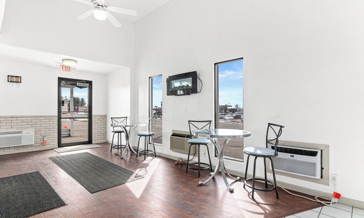 Little Falls Hotel | StayInn Little Falls