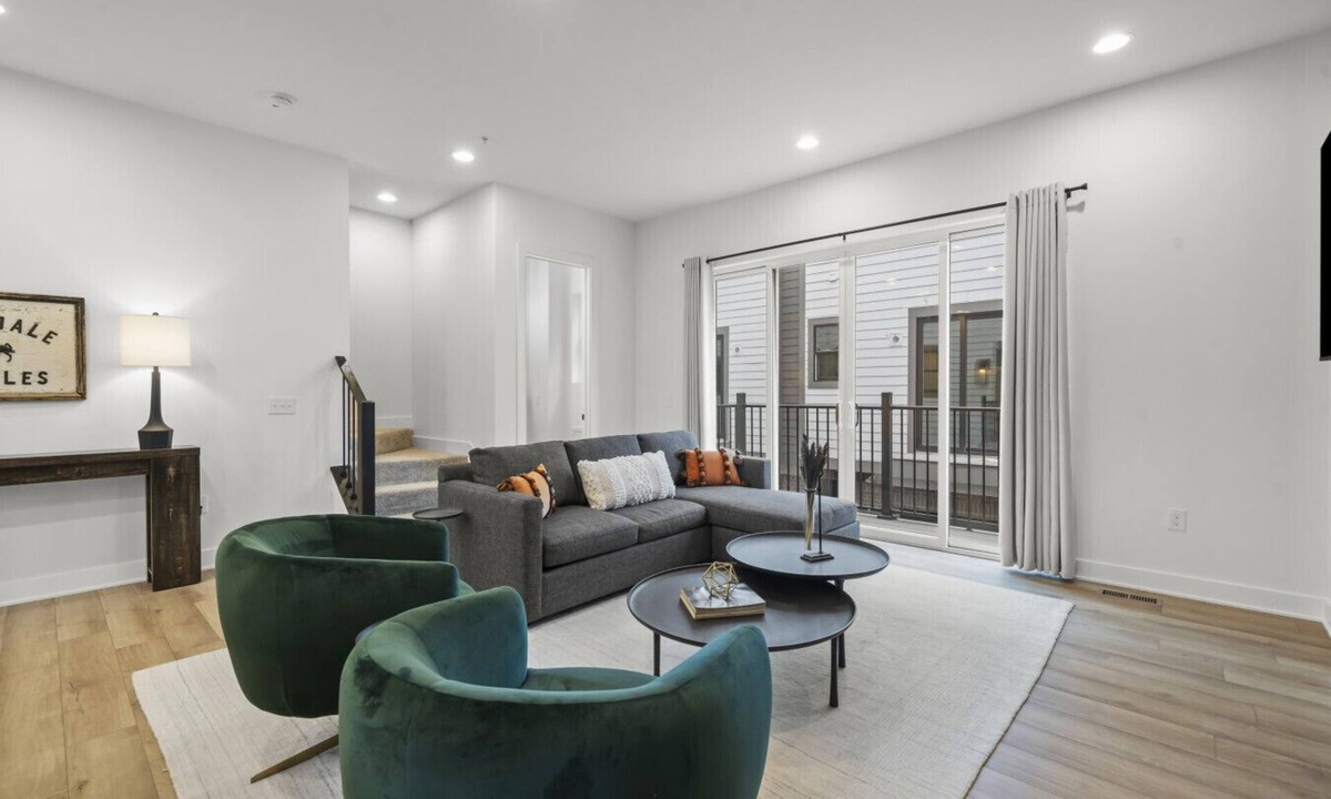Oakley House | StayIsabella | Oakley