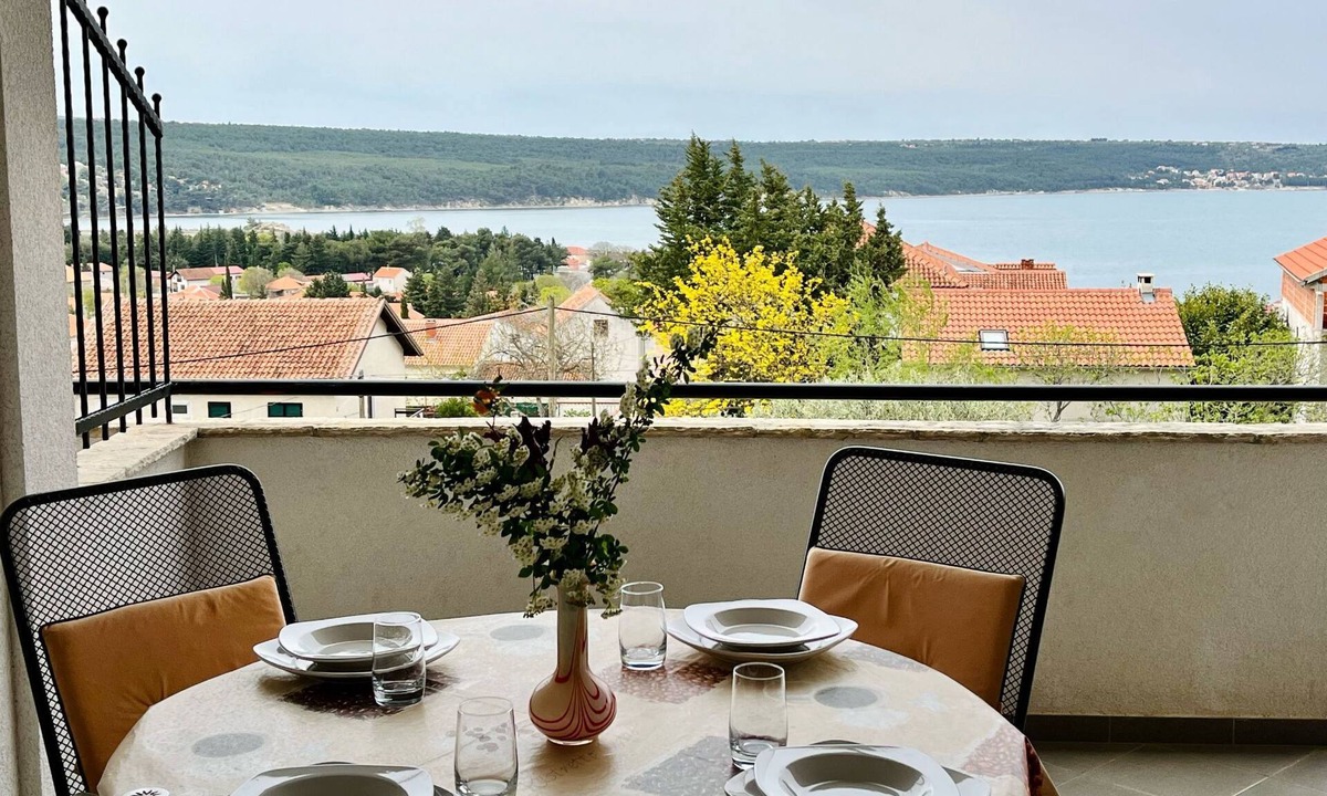 Gornji Karin Apartment | Stela in Karin Gornji by Interhome