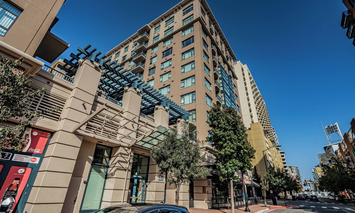 Marina District Condo | Stellar 2-bedroom view condo with WiFi/gym in San Diego's Gaslamp District