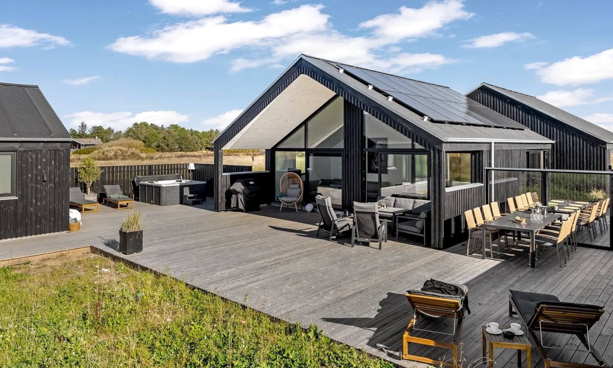 Grønhøj House | "Stenkil" - 1.2km from the sea by Interhome